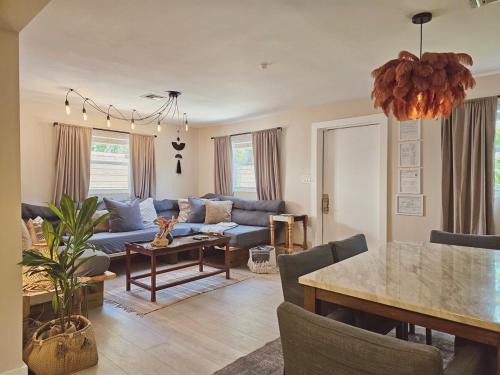 Casa Eden - Half mile to Lauderdale Marine Center - 4 bedrooms - 2 bathrooms