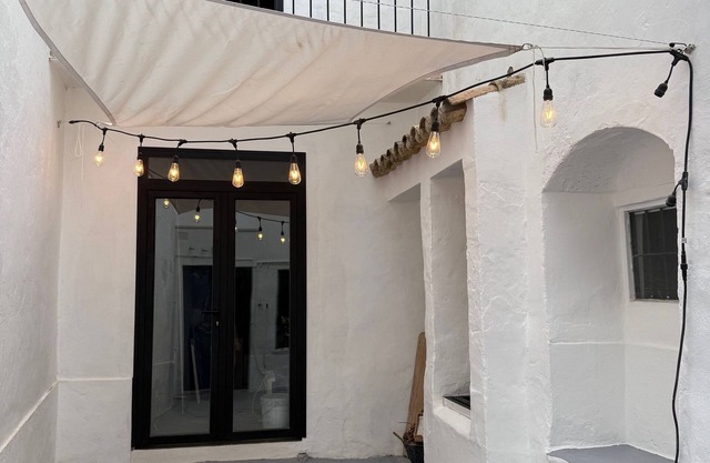 Casa Entre Lunas - Stylish Rustic Retreat in Historic Mountain Village