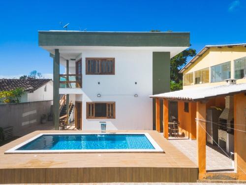 Casa Hibisco - térreo, 2 quartos, 4 minutos da praia do Mundaí