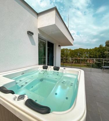 Casa Iringo Apartman By BLTN Balatonföldvár