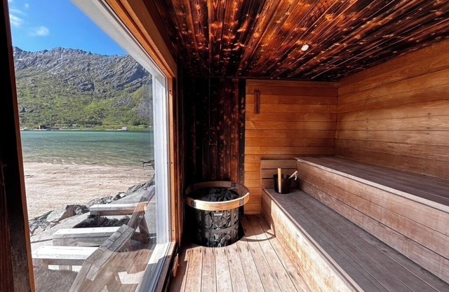 Casa Lofoten Ramberg Norway Reine Kvalvika Sauna