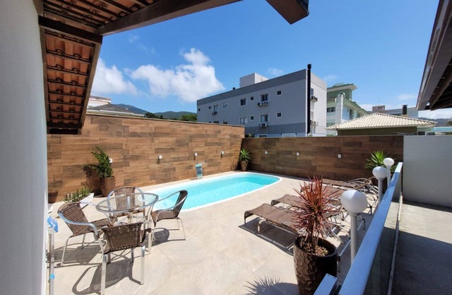 Casa Master com Piscina Gov Celso Ramos