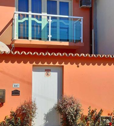 CASA Pé NA AREIA PARATY com AC, smartv, wi fi, churrasqueira e máquina de lavar