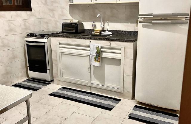 Casa Para Temporada c/2 Quartos com Piscina e Área de Churrasqueira