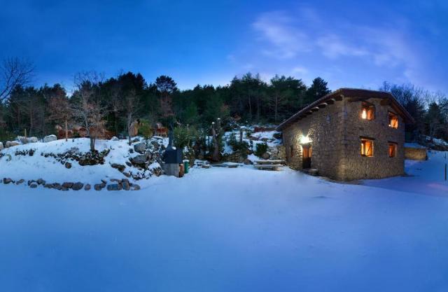 Casa rural alquiler íntegro Borda de Calvera para