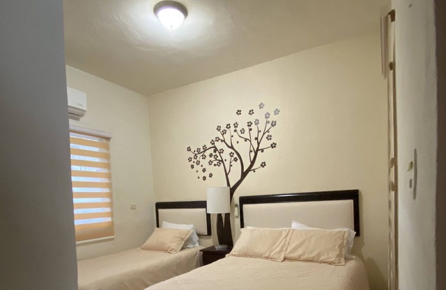 Casa Sol y Luna with pool in Meridai