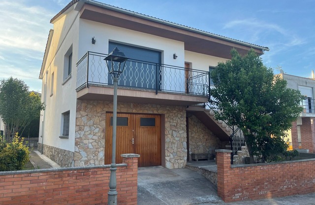 Casa Unifamiliar de 3 Dormitorios, Completamente Equipada
