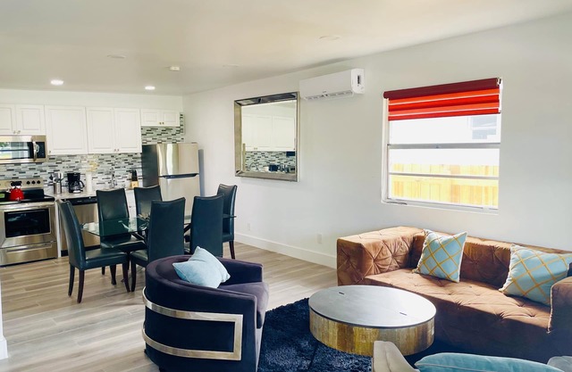 Casa Wynwood - 4 bdrm/2bth + Parking