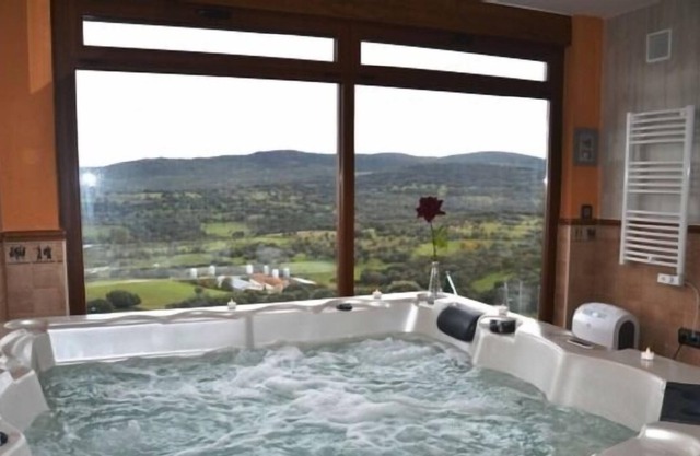 Casas Rurales con SPA los miradores del Guijo for 8 people