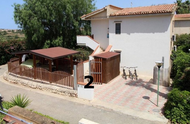 casavacanzekastalia 4 "La Relax" Sea, Sand, Holiday Village, Art, Culture..