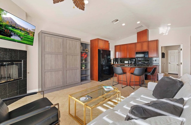 Casita 86177 – Sunny Stay for 4!