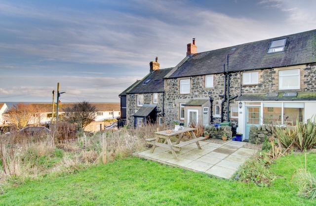 Castle Point Cottage, Craster