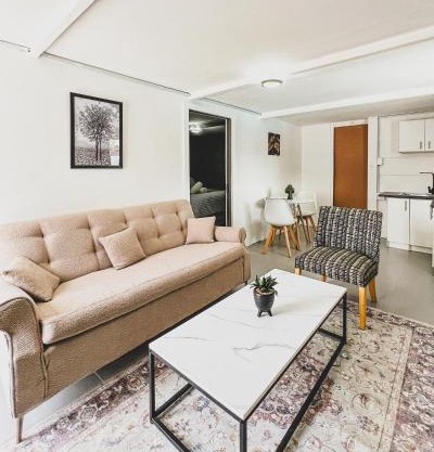 Cedar Apartments on Century City