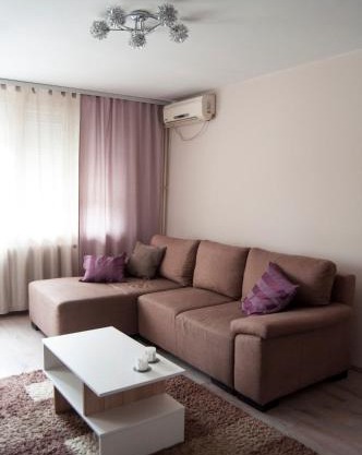 Central Apartment with boulevard view