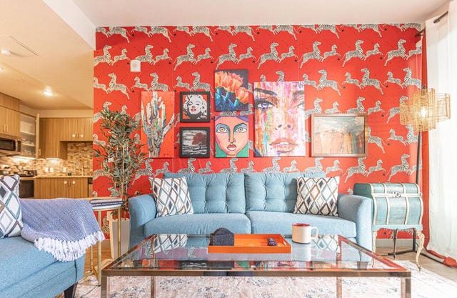 Central King Beds Suite. Gym, Roof Top Pool/HotTub