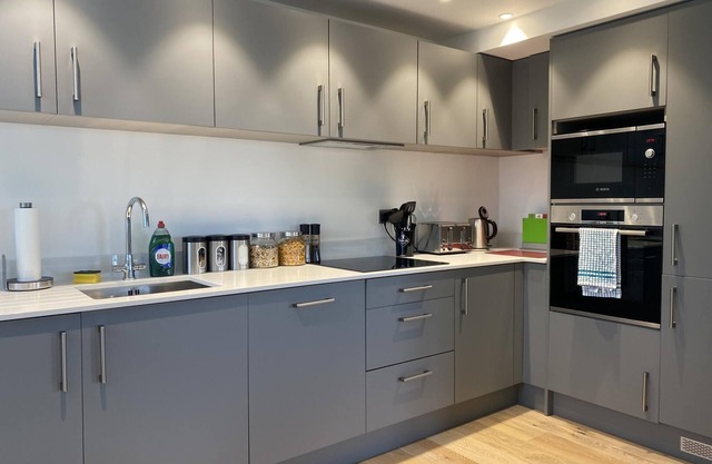 CH Apt 11 2bed in Bath