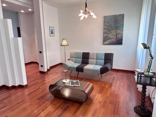 Ch Suite - Apartment - Piazza Prefettura