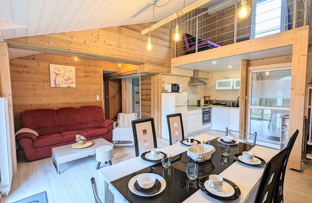 Charming lodge in Vosges forest with private parking