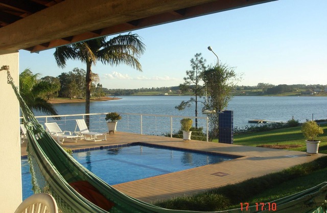 Chacara in Avare - the dam's edge