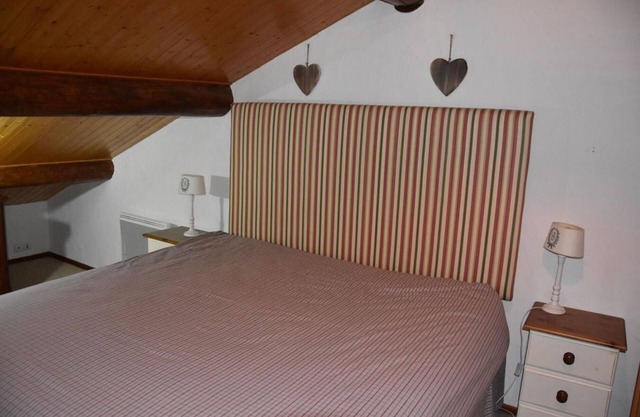 Chalet, 10m from ski slopes, terrace, balcony, parking, tv, ski locker, 200m², Pralognan-la-Vanoise