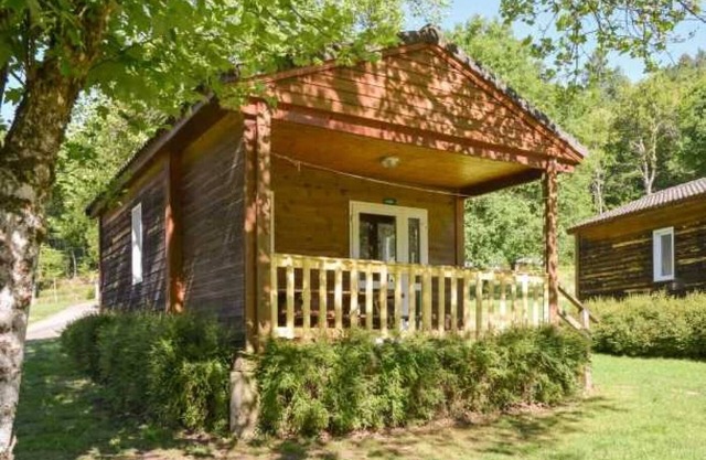 Chalet 3 étoiles - Piscine - eehihb