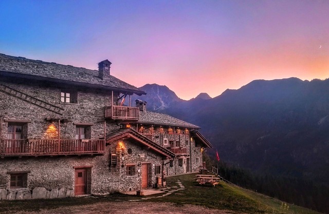 Chalet 'Civico 11' with Mountain View, Balcony and Wi-Fi