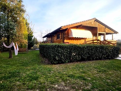 Chalet Collalto con Piscina