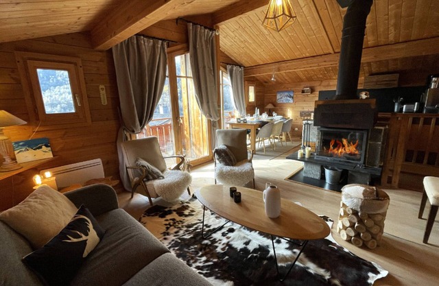 Charming chalet for 8 with parking, fireplace and terrace - Saint-Martin-de-Belleville