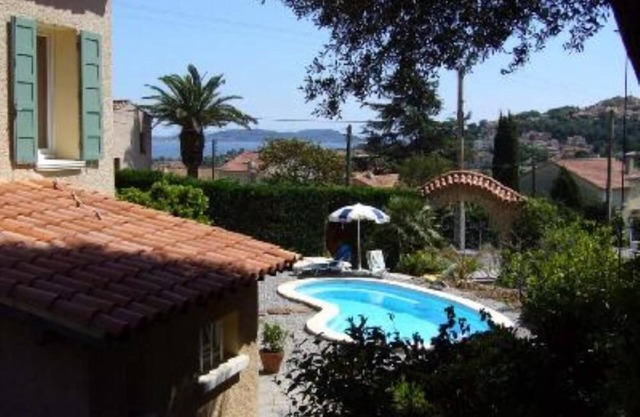 Character house with garden and swimming pool