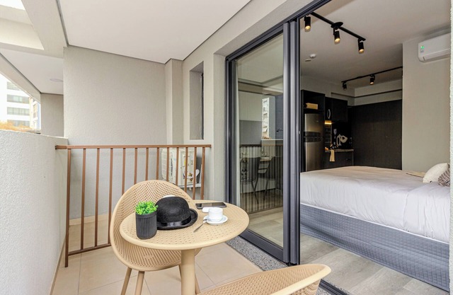 Charlie Nik Paulista