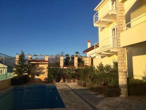 Charmantes Studio Mit Balkon Und Pool