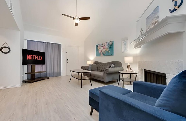 Charming 1-bedroom apartment in marvelous Dallas with WiFi, AC