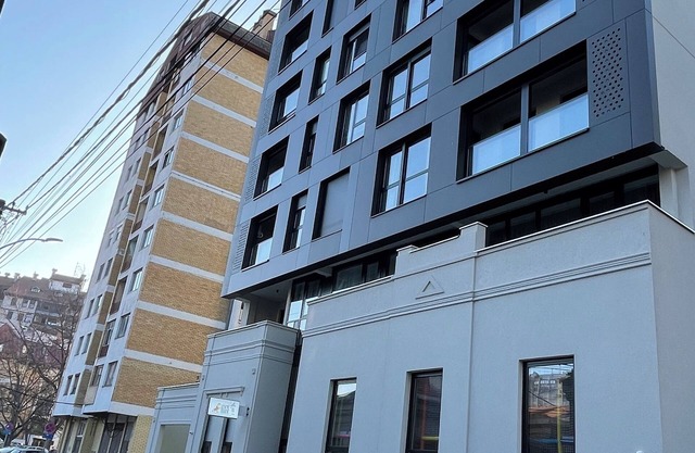 Charming 1-bedroom apartment in beautiful Niš with fitness room, AC