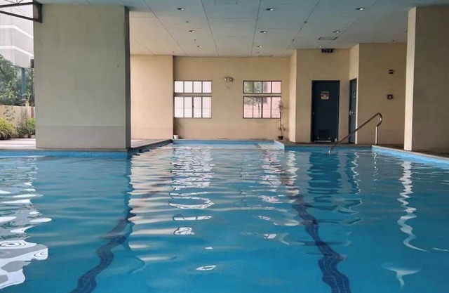 Charming 2-bedroom condo with WiFi, AC, in welcoming San Juan