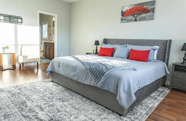 Charming 3-bedroom house in small-town Byron with WiFi, AC, and patio seating.