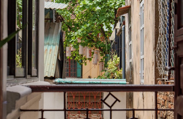 Charming 3-bedroom house with AC, WiFi in wonderful Hà Nội