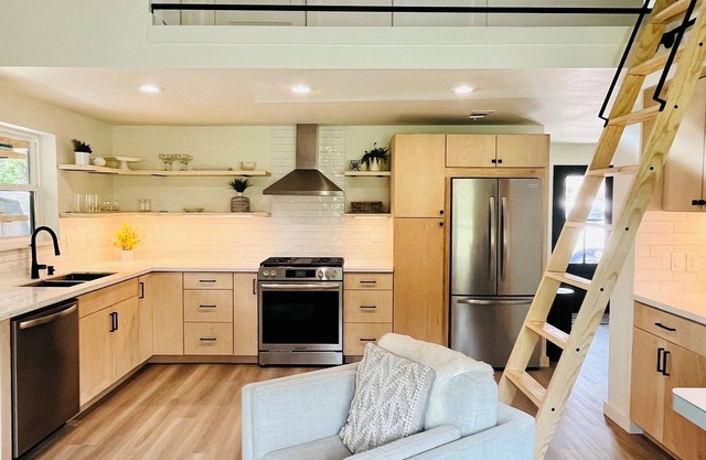 Charming 3-bedroom Modern Barndo on small farm in Sunnyvale.