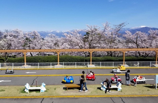 Charming 3-bedroom villa with WiFi and AC in enchanting Chōnan