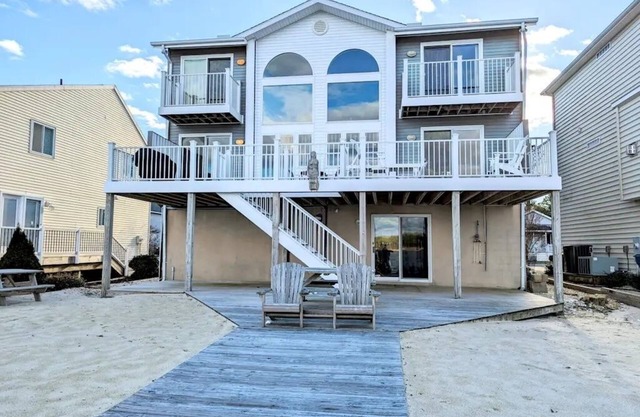 Charming 4-bedroom house with WiFi and AC in tranquil Ocean Pines