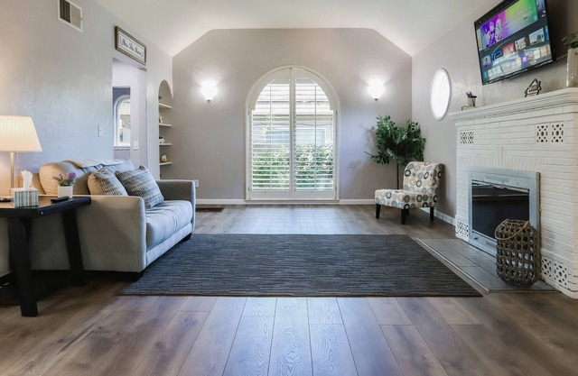 Charming 5BR in Carmichael w/ Private Patio & Yard