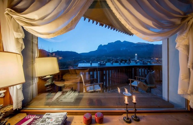 Charming ampezzano style apartment - Cortina city center