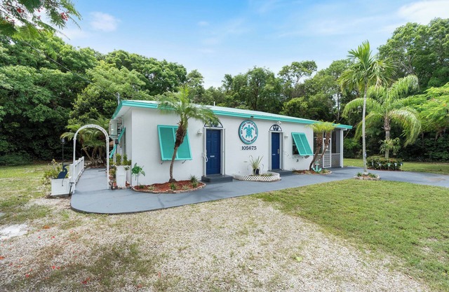 Charming and Cozy ,2/2 in Key Largo,Where Island Vibes and Adventures Await You.