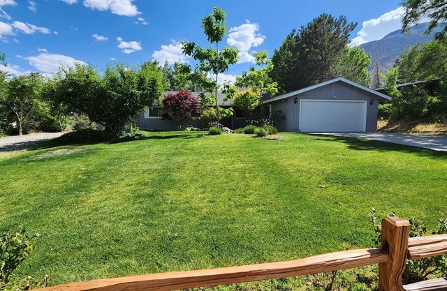 Charming and spacious 3-bedroom vacation home in delightful Bishop