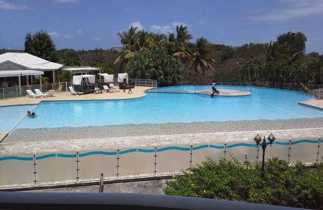 Charming apartment, quiet at the luxury residence "La plantation Saint-Marthe"