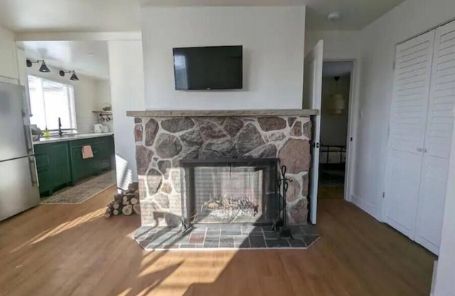 Charming apartment on a beautiful equestrian farm.