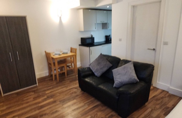 Charming apartment with WiFi in lovely London