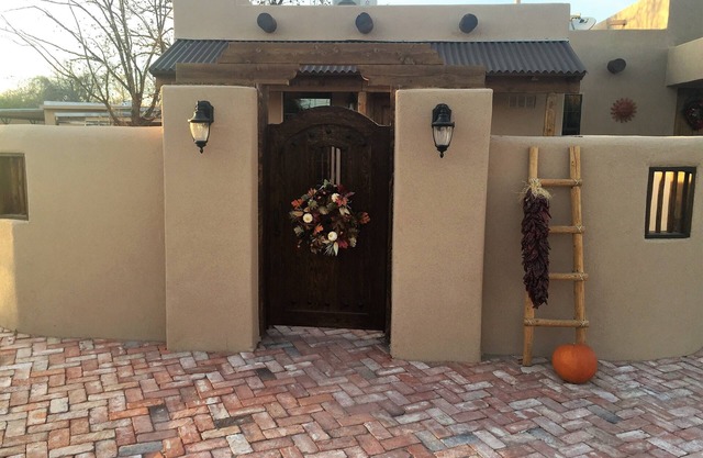 Charming Casita in historic Town of Mesilla, NM 2392 Calle de Parian