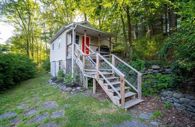 Charming Catskills Studio