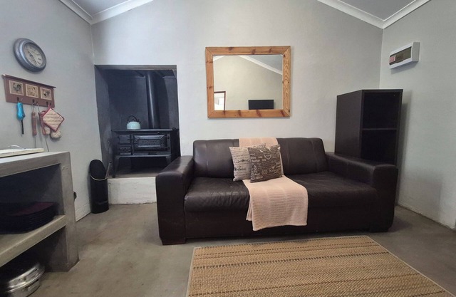 Charming chalet in marvelous Fraserburg with WiFi, AC