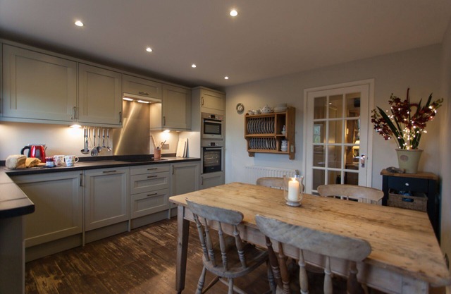 Charming Cottage in Prime Position with Castle Views, 12 The Wynding